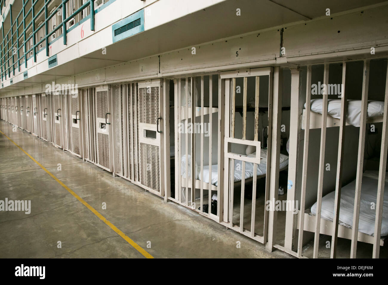Celdas de prisión en la cárcel de la unidad Darrington cerca de Houston